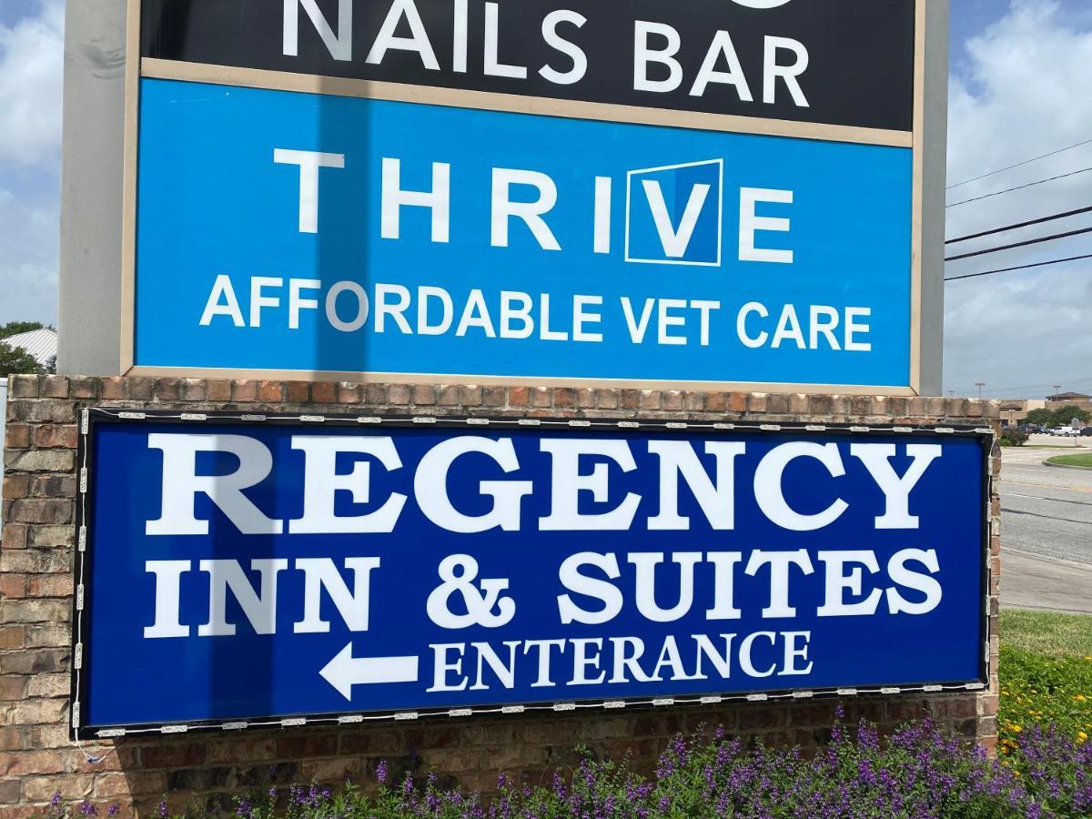 Regency Inn & Suites- Nw Houston Jersey Village ภายนอก รูปภาพ