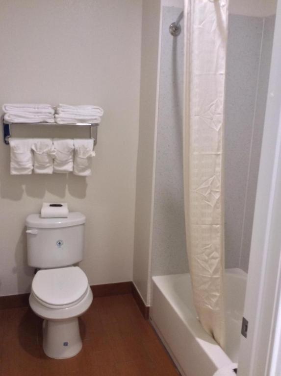 Regency Inn & Suites- Nw Houston Jersey Village ภายนอก รูปภาพ