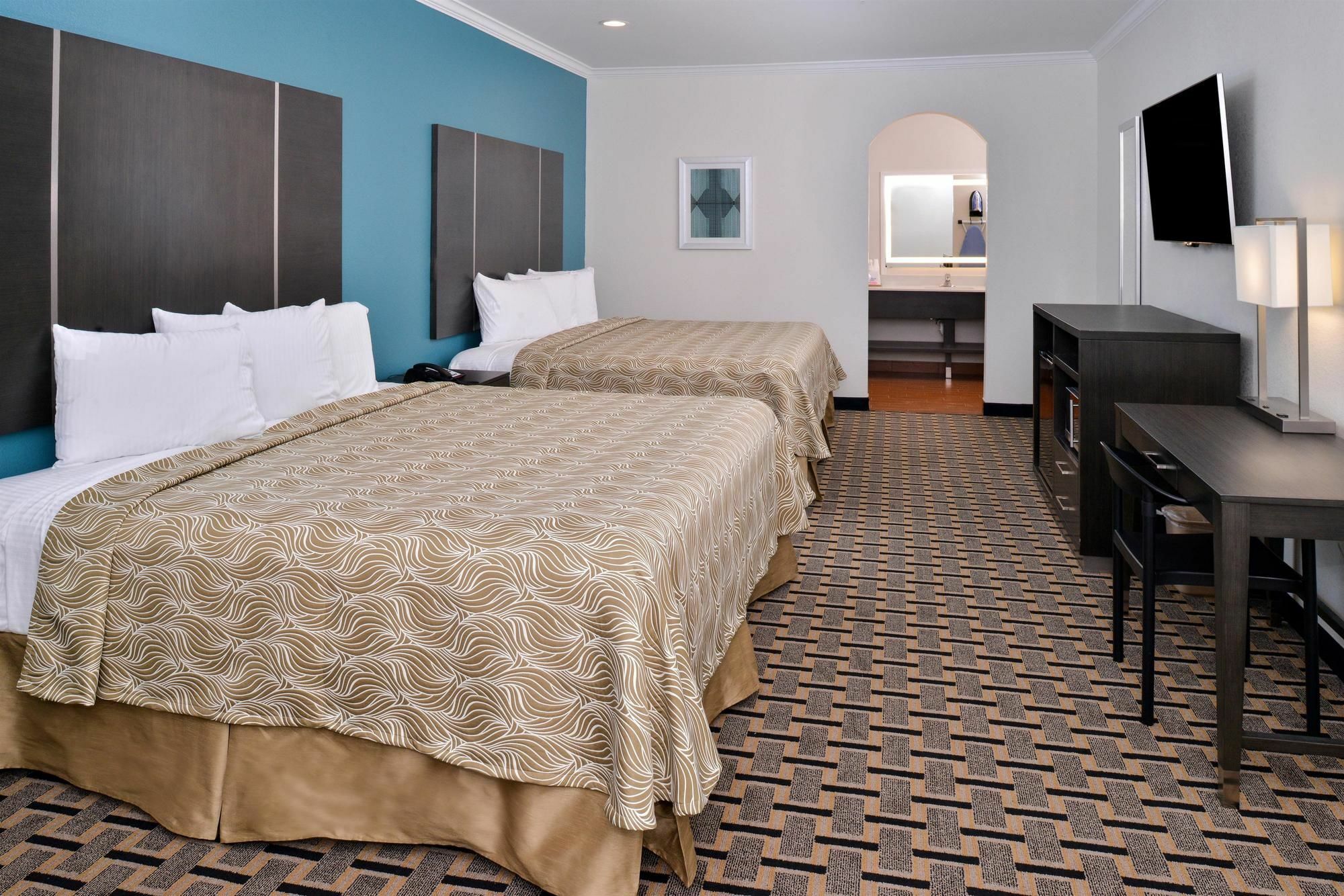Regency Inn & Suites- Nw Houston Jersey Village ภายนอก รูปภาพ