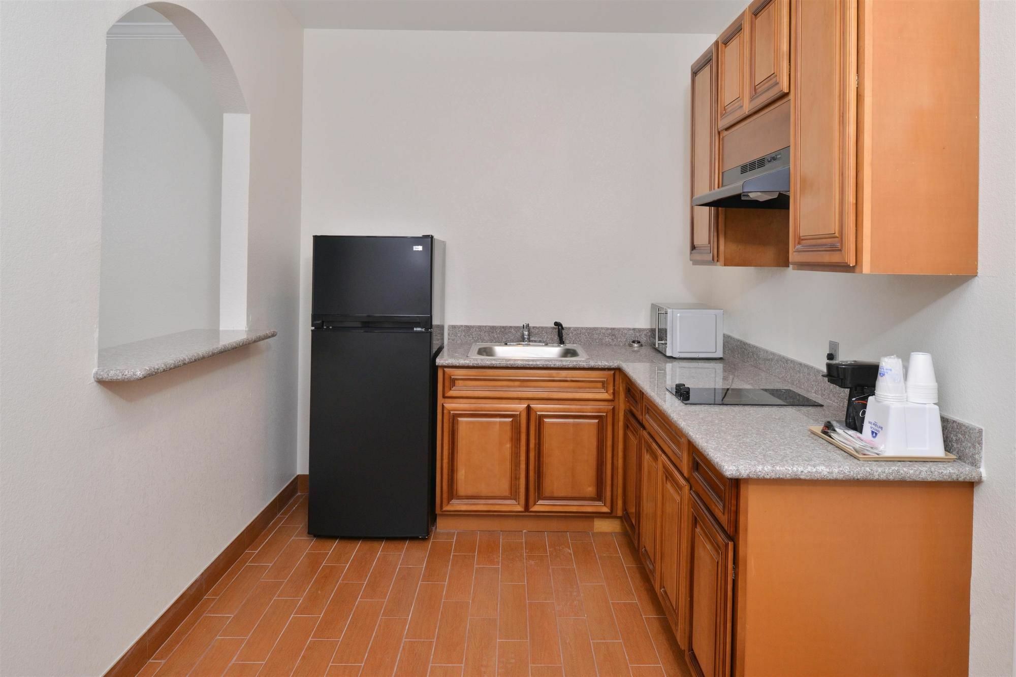 Regency Inn & Suites- Nw Houston Jersey Village ภายนอก รูปภาพ
