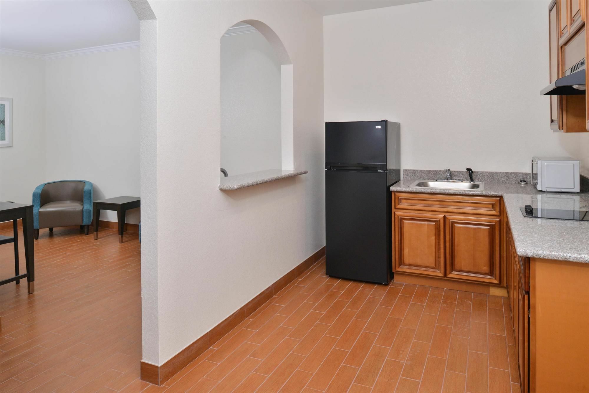 Regency Inn & Suites- Nw Houston Jersey Village ภายนอก รูปภาพ